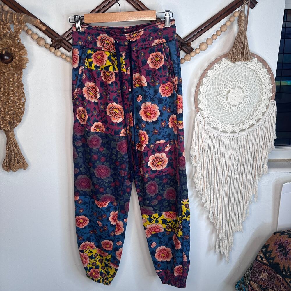 Anthropologie Saturday Sunday Camilla Vibrant Floral Patchwork Knit Joggers